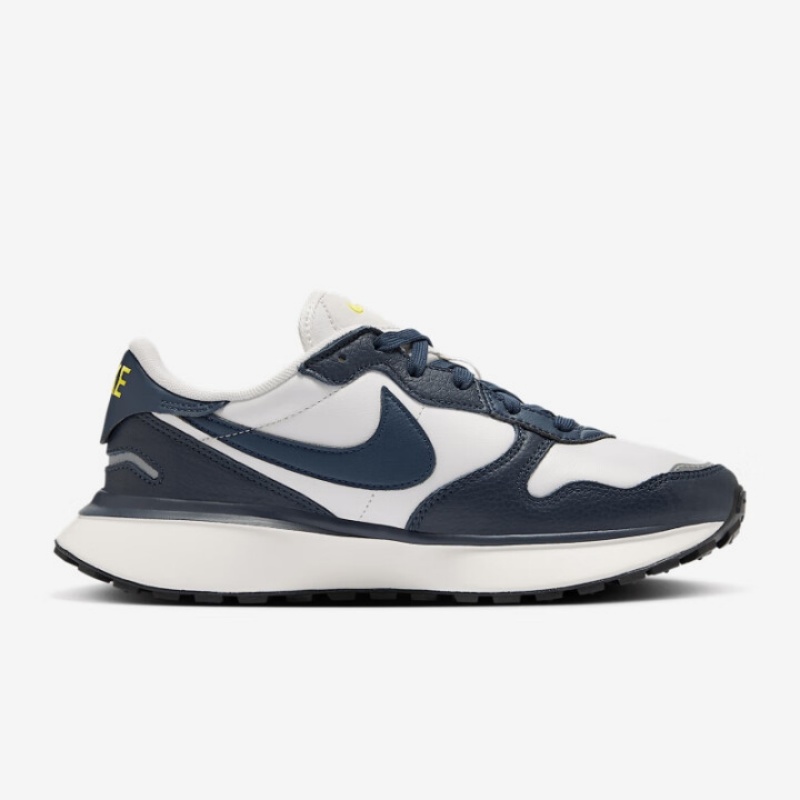 Nike Retro-Style Waffle Shoes  – Women Shoes Must Have recenzja i cena