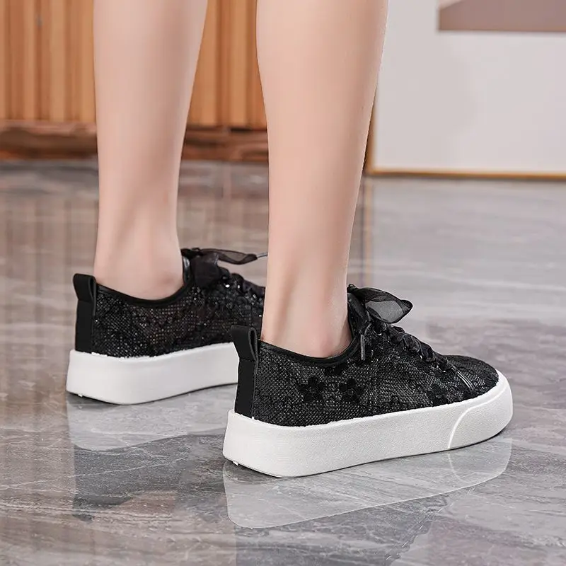 ​Women's Casual White Sneakers – Women Shoes Must Have recenzja i cena